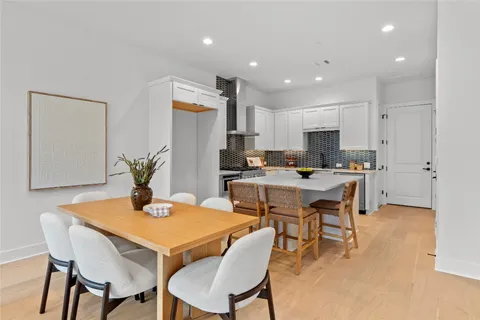 $815,667 | 2707 Dulce Lane, Unit 7, Austin, TX 78704