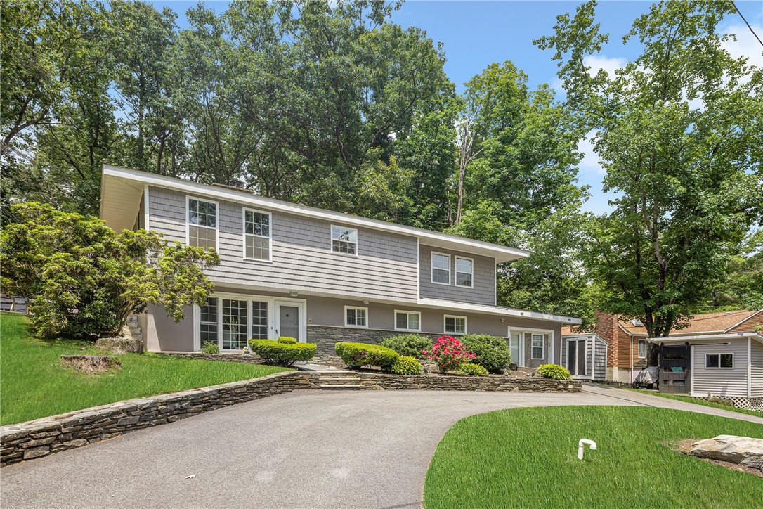 7 Hollow Road North Smithfield, RI 02896 - Photo 43 of 43 Gallery Image 43