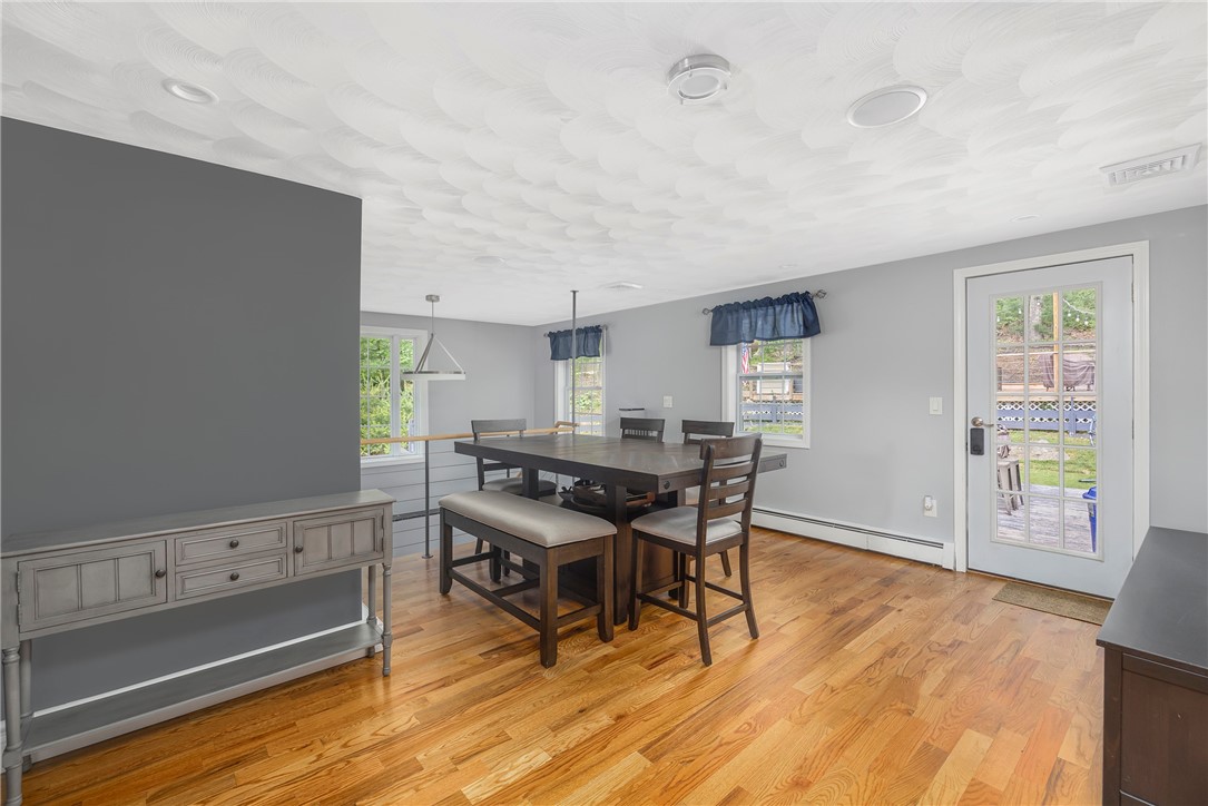 7 Hollow Road North Smithfield, RI 02896 - Photo 10 of 43 Gallery Image 10