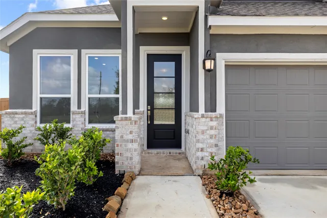 a view of a entryway front of house