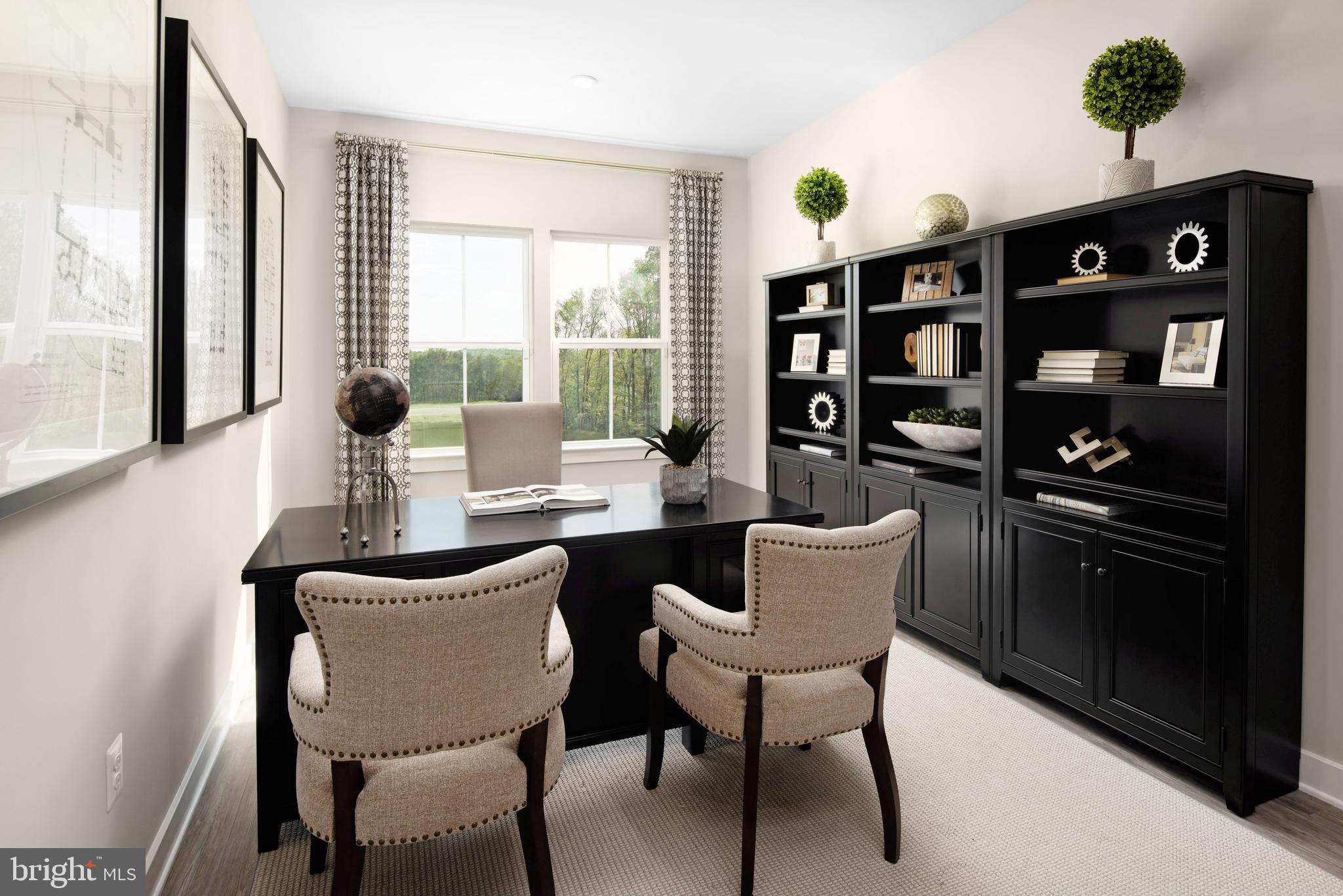 1110 Wallace Way Ranson, WV 25438 - Photo 3 of 16