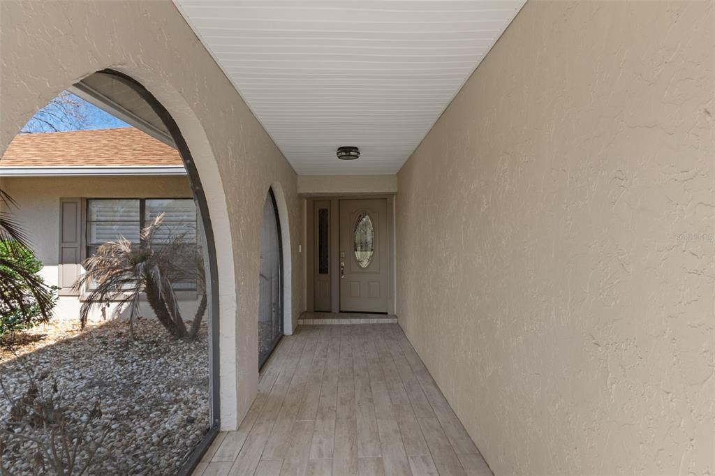 7851 Floral Drive Weeki Wachee, FL 34607 - Photo 4 of 44