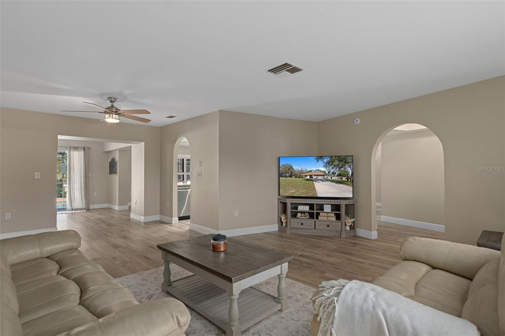 7851 Floral Drive Weeki Wachee, FL 34607 - Photo 8 of 44