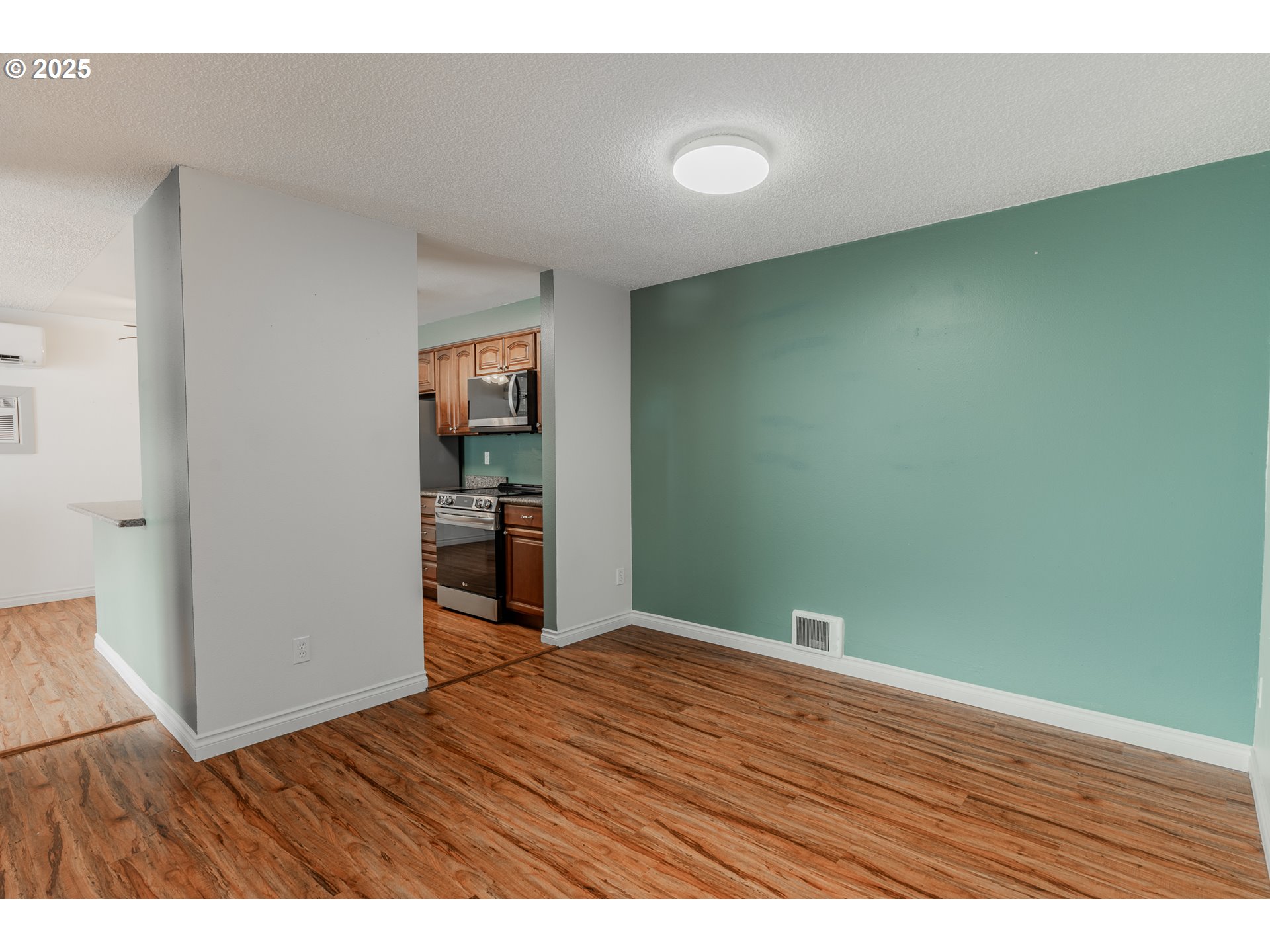 13050 Southwest Allen Boulevard Beaverton, OR 97005 - Photo 8 of 42