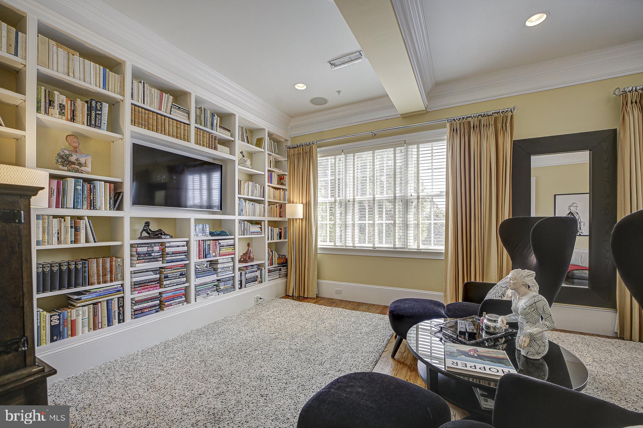 3528 Reservoir Road Northwest Washington, DC 20007 - Photo 17 of 32