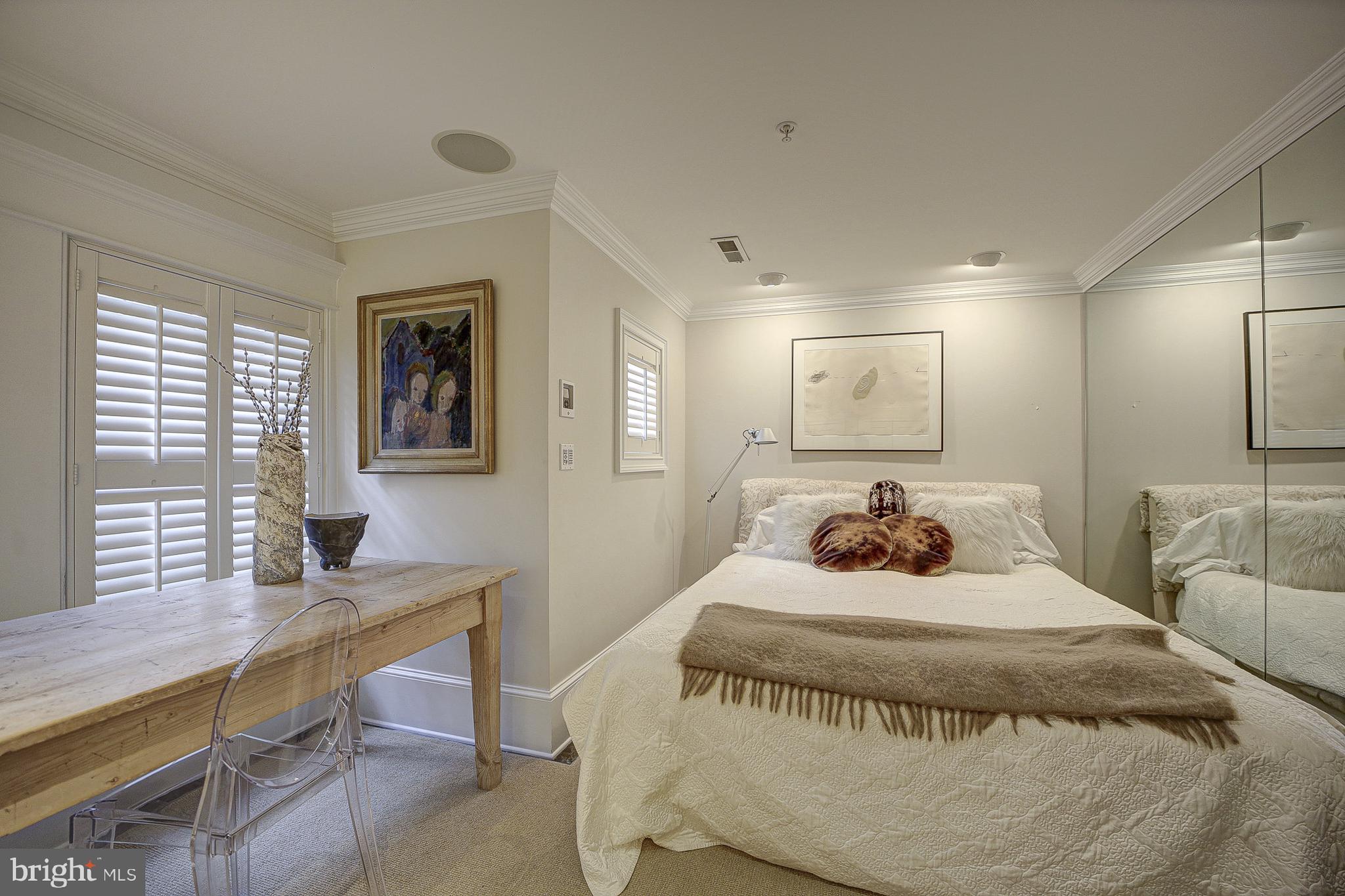 3528 Reservoir Road Northwest Washington, DC 20007 - Photo 27 of 32 Lower Level Bedroom
