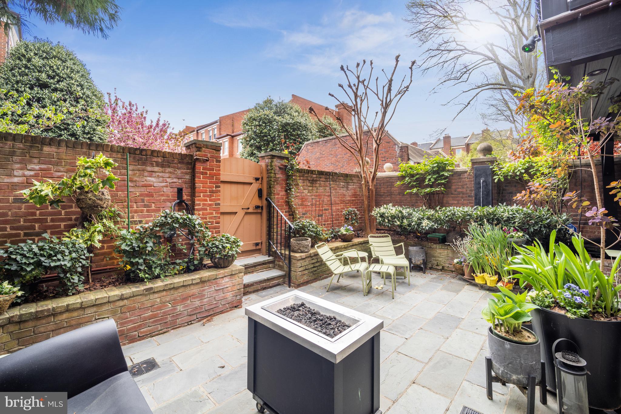 3528 Reservoir Road Northwest Washington, DC 20007 - Photo 29 of 32