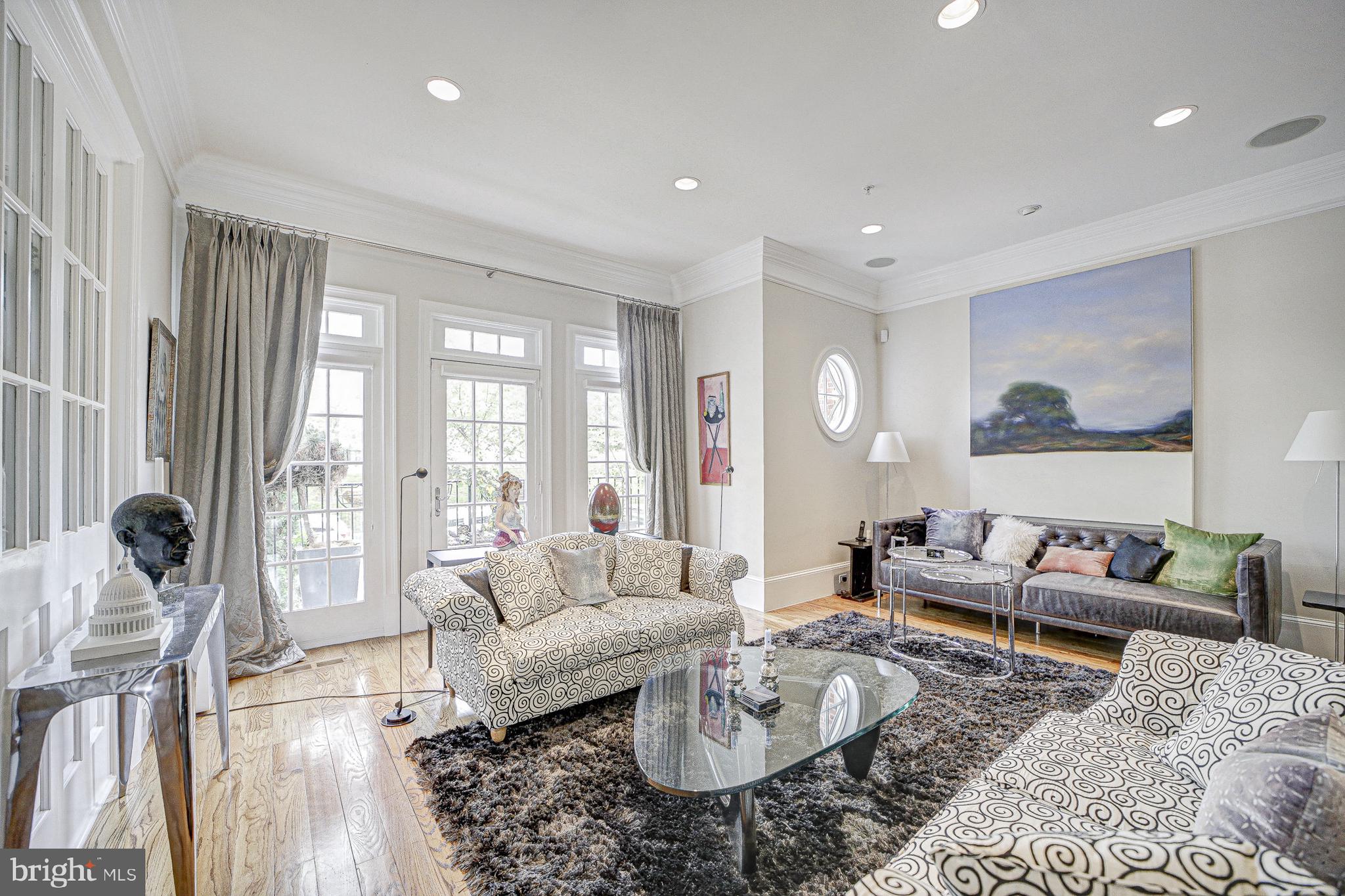 3528 Reservoir Road Northwest Washington, DC 20007 - Photo 6 of 32