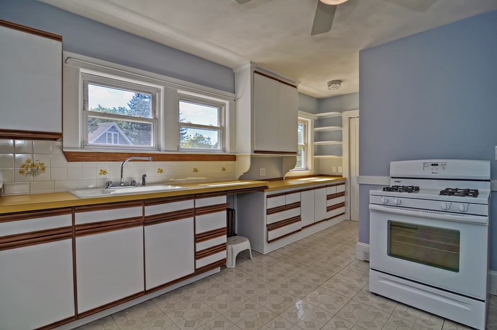 30 Seagrave Road Cambridge, MA 02140 - Photo 8 of 30 Gallery Image 8