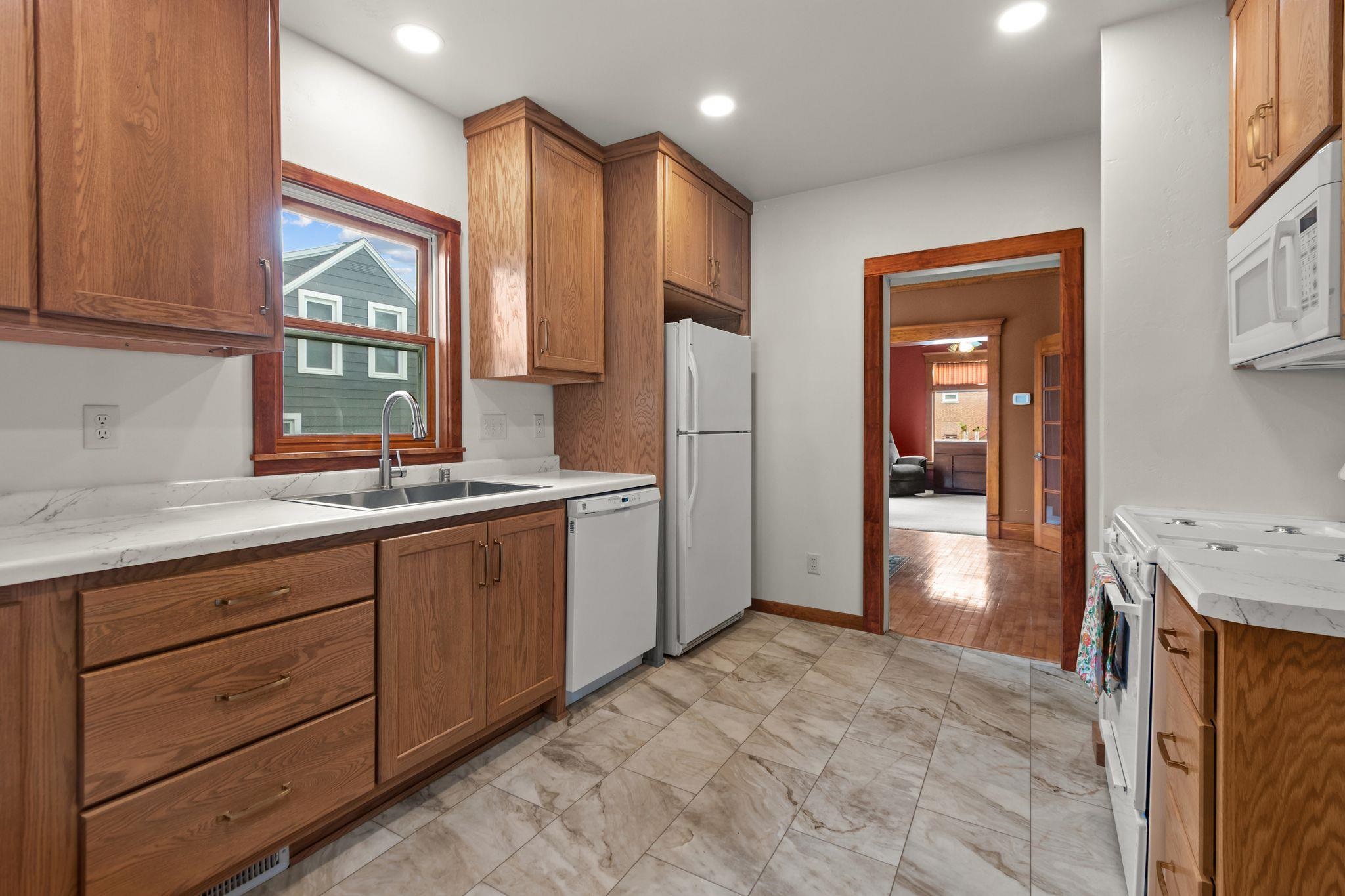 120 East Commercial Street Appleton, WI 54911 - Photo 18 of 40