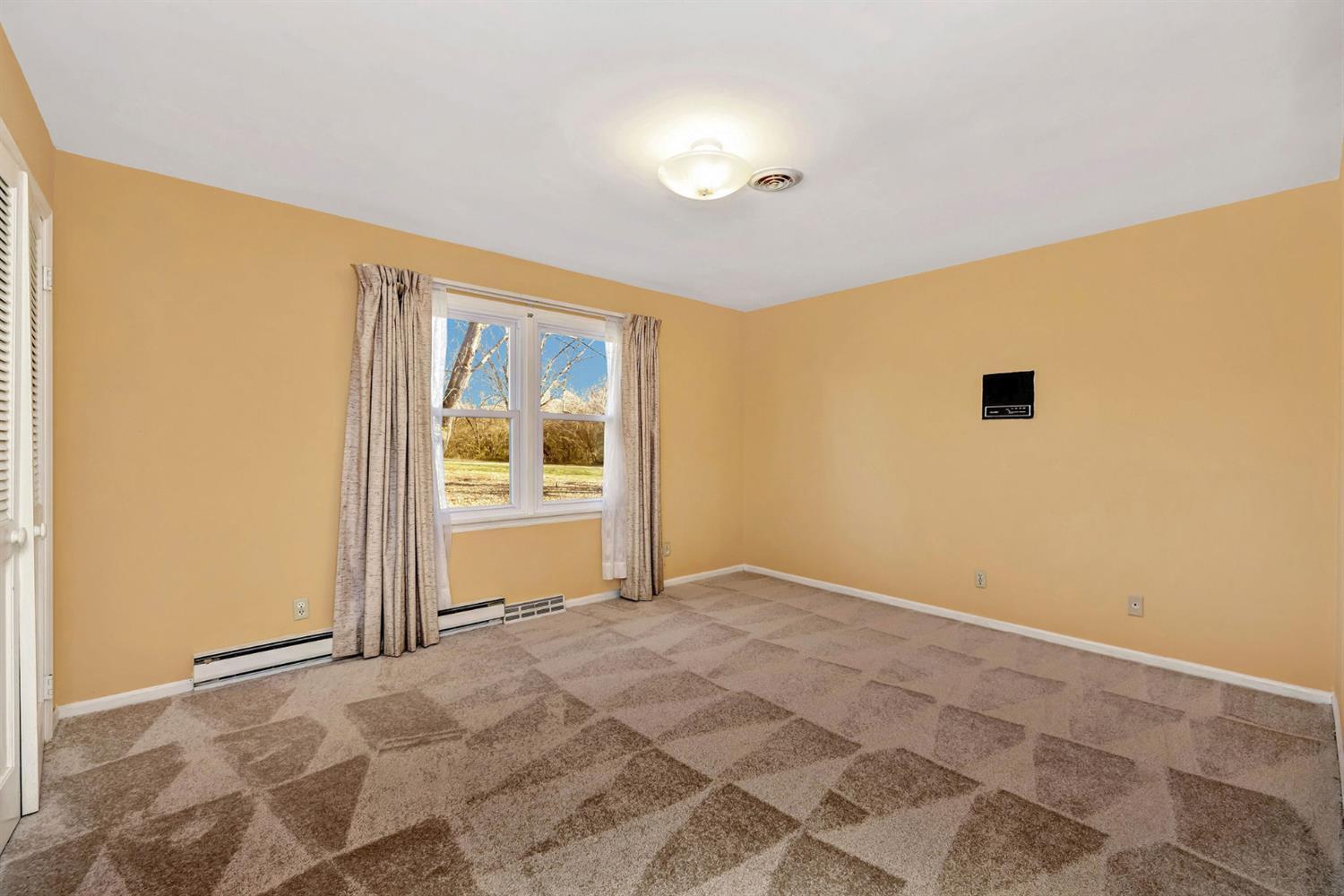 2015 Hamilton New London Road Hamilton, OH 45013 - Photo 28 of 39 Gallery Image 28