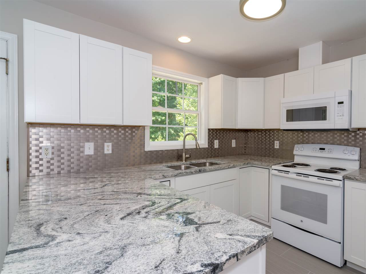 6021 Burgundy Road Durham, NC 27712 - Photo 6 of 21 Photo 6