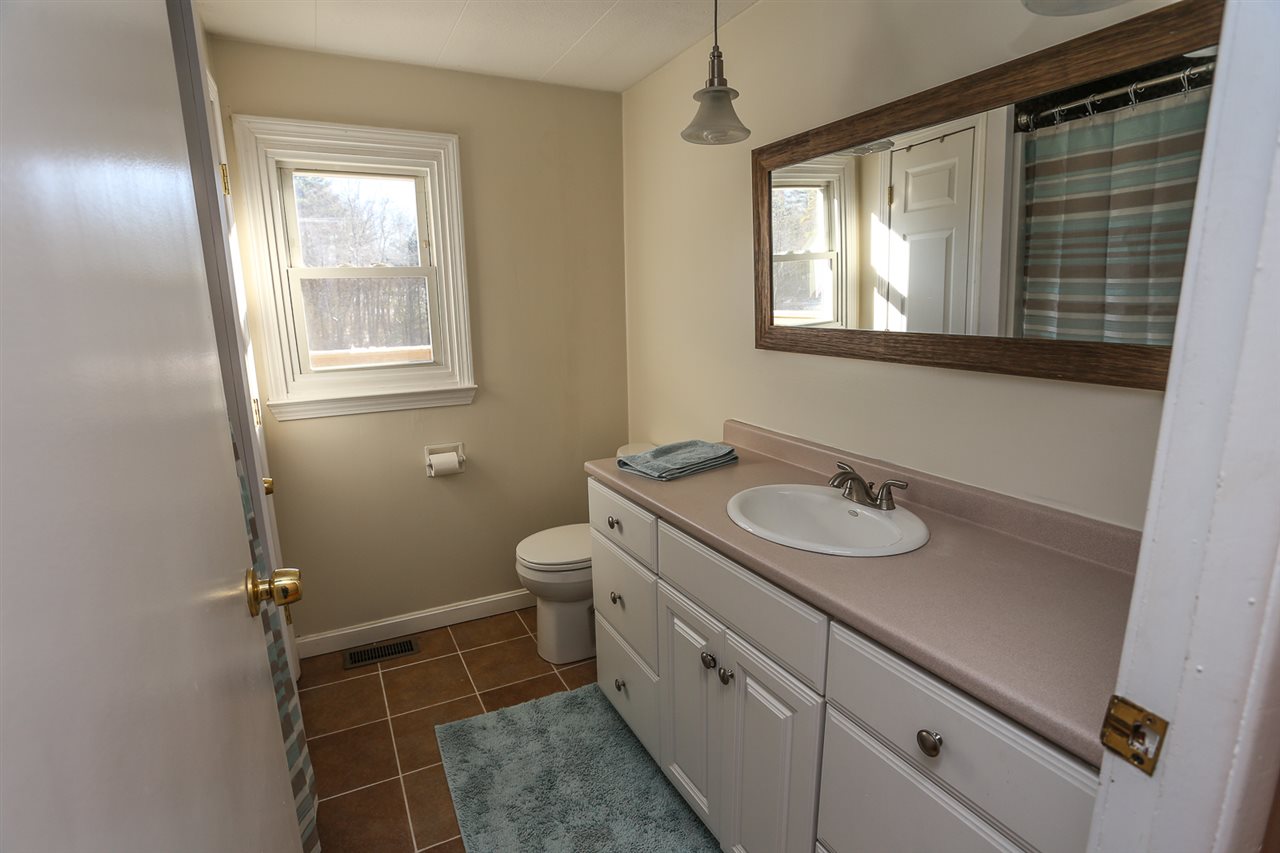 35 Marblehead Road Windham, NH 03087 - Photo 19 of 24