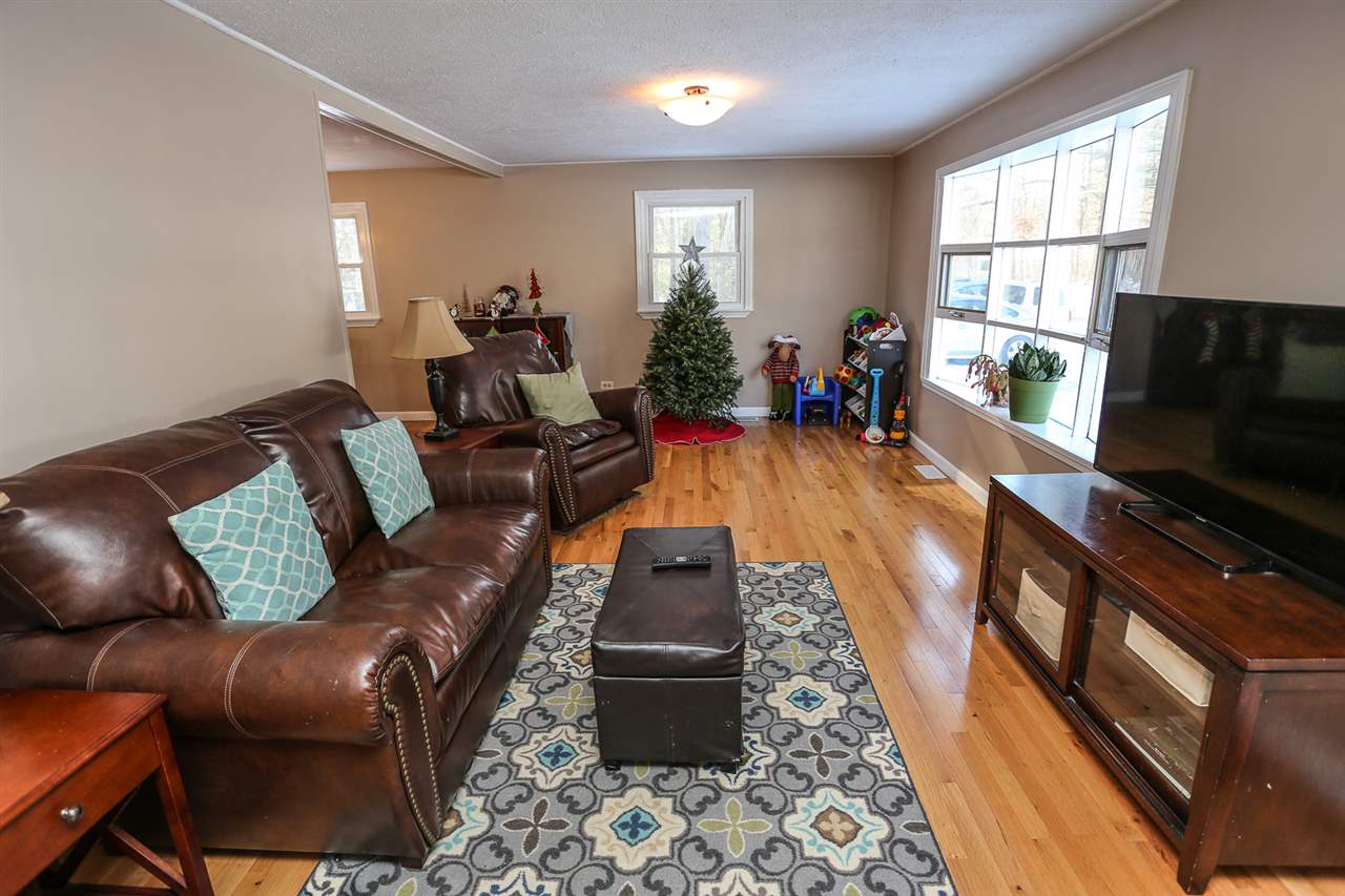 35 Marblehead Road Windham, NH 03087 - Photo 8 of 24