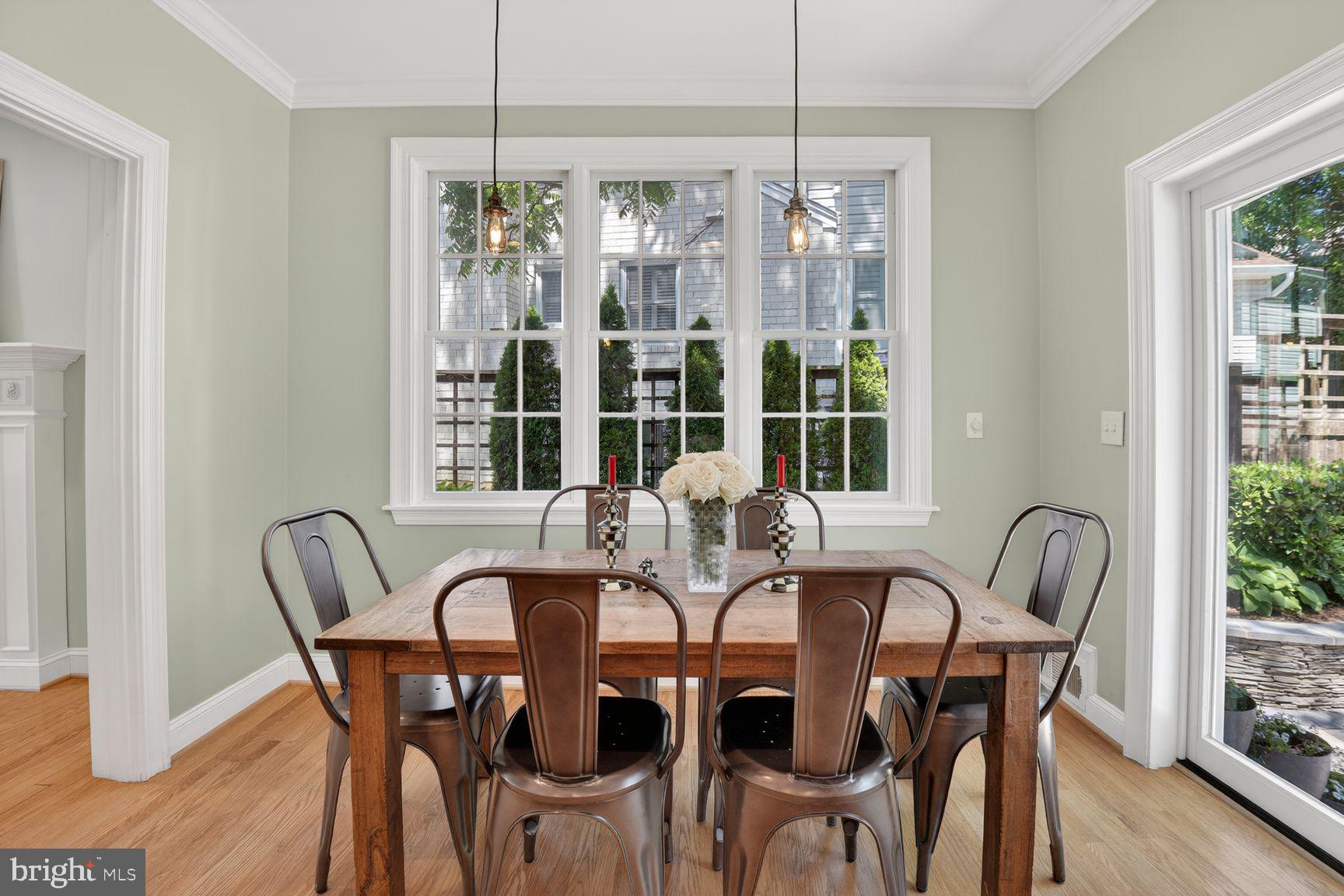 5909 Madawaska Road Bethesda, MD 20816 - Photo 17 of 49