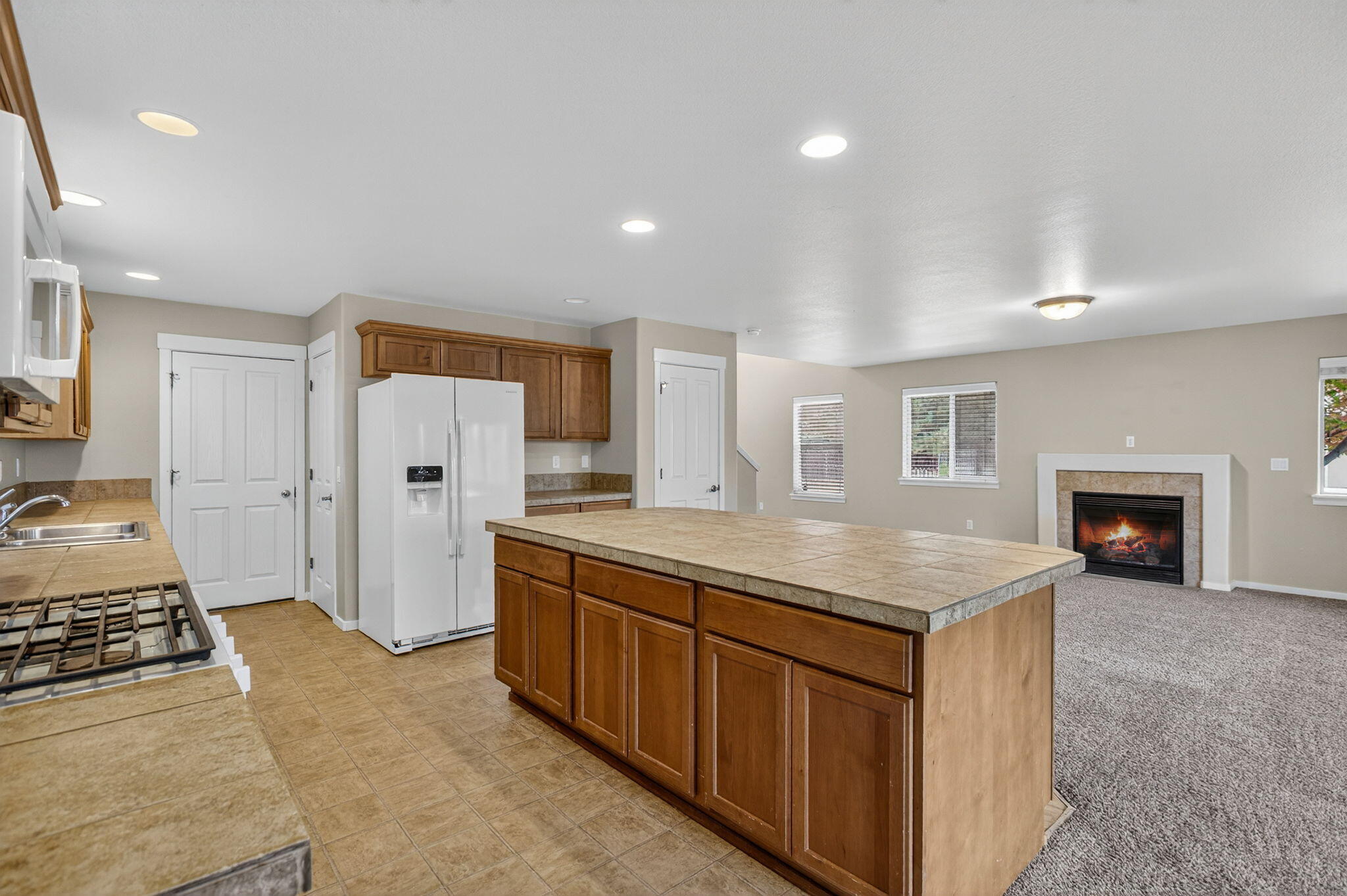 21154 Ritz Place Bend, OR 97702 - Photo 8 of 25 2025_10_15_21154_ritz_place-13