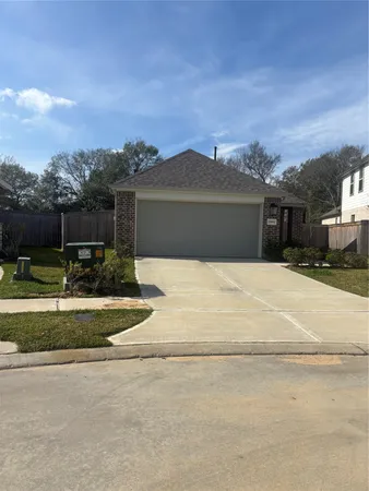 $2,100 | 19192 Cedar Lennox Circle, Magnolia, TX 77355