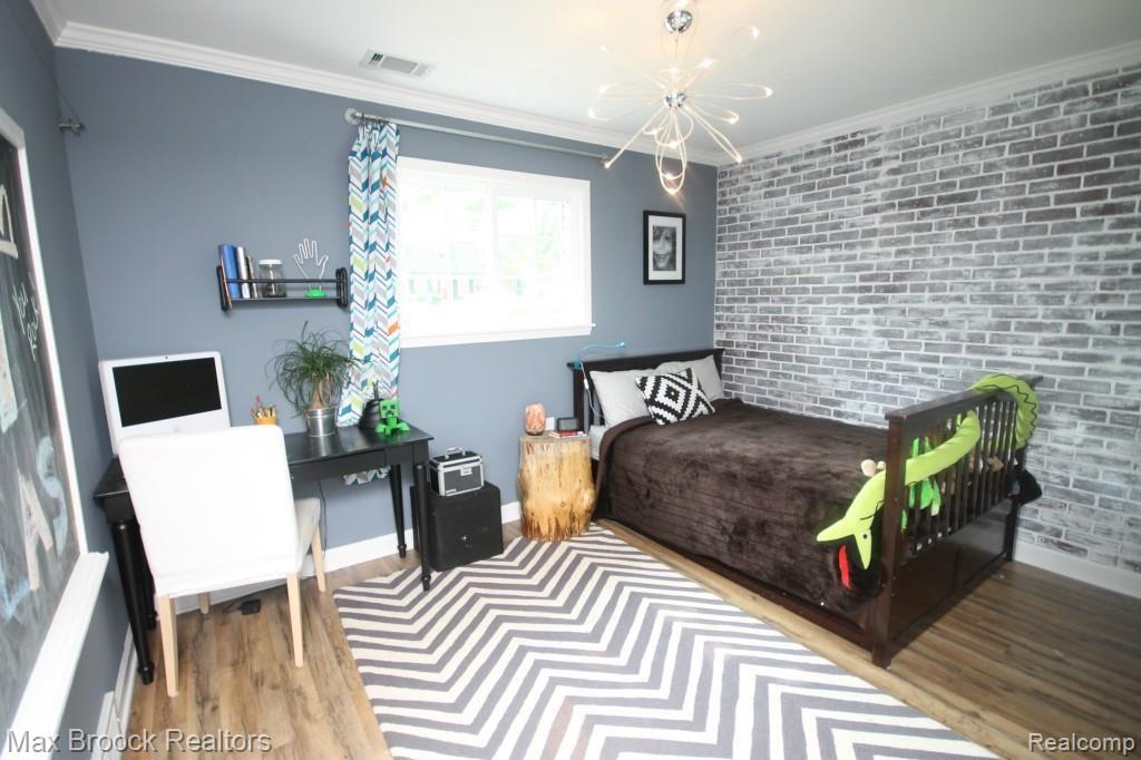 5811 Raven Road Bloomfield Hills, MI 48301 - Photo 24 of 30 IMG_2202.jpg
