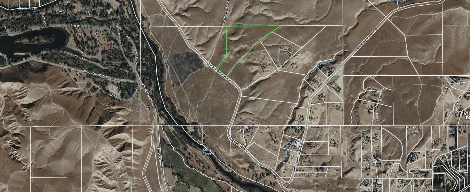 Round Mountain Road Bakersfield, CA 93308 - Photo 20 of 31 a water heater and a shower