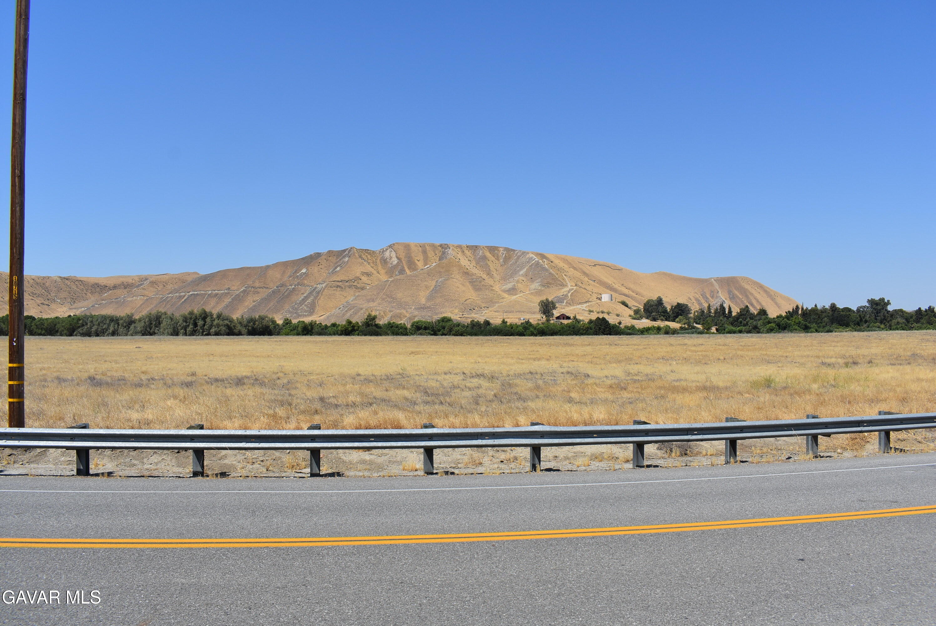 Round Mountain Road Bakersfield, CA 93308 - Photo 25 of 31 a view of lake with city