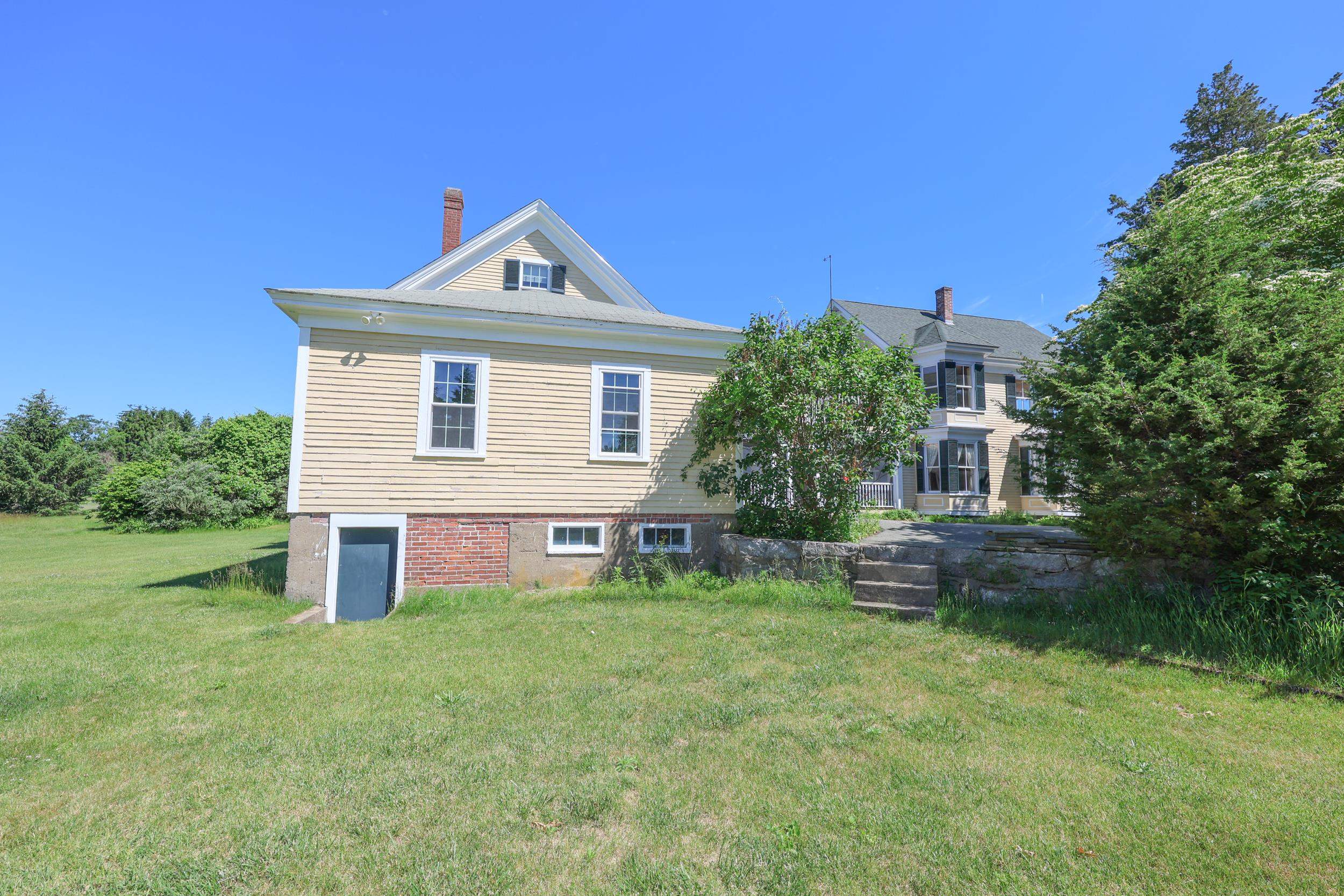 34 Post Road, Unit 3 North Hampton, NH 03862 - Photo 10 of 47