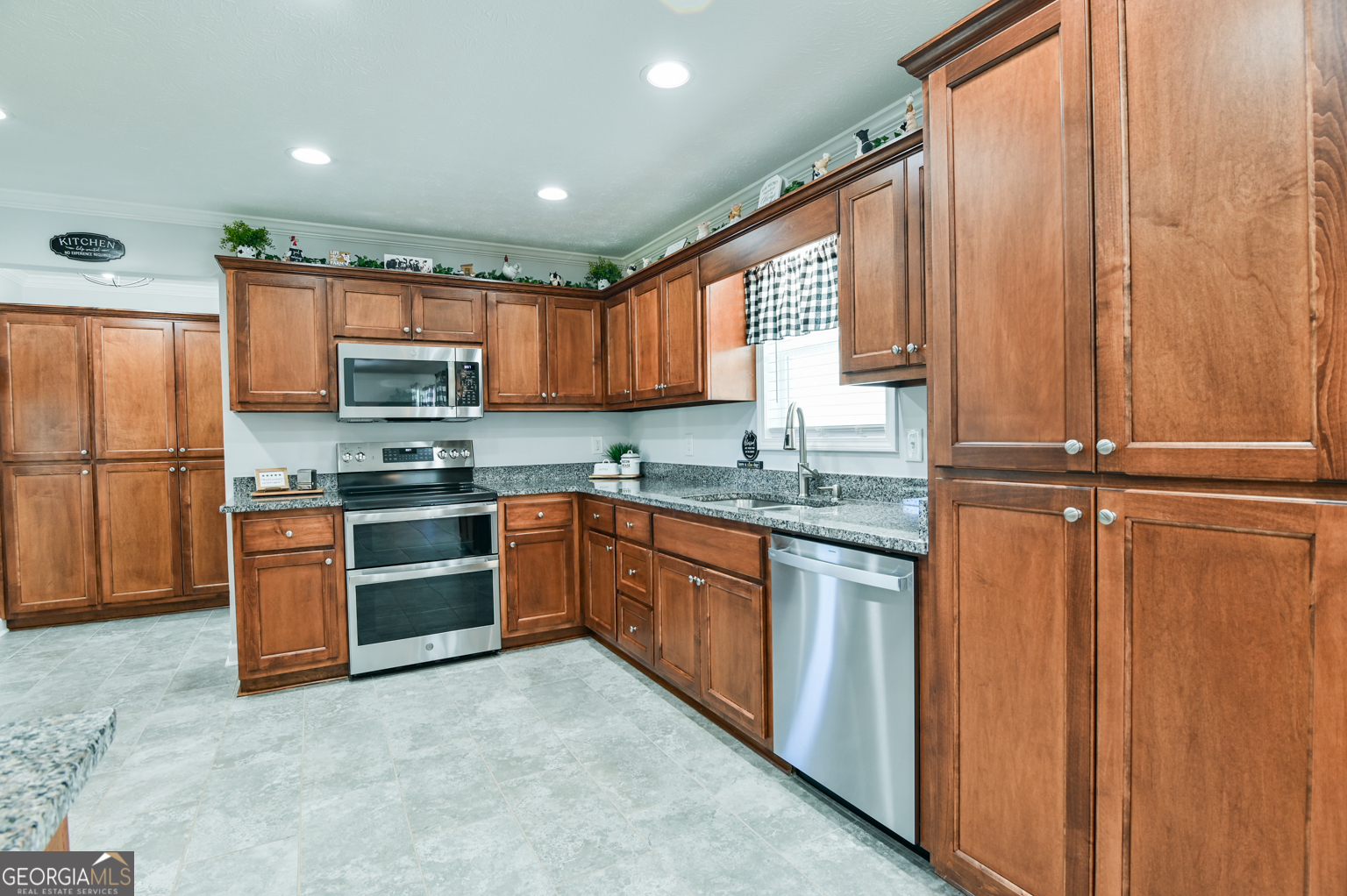 1621 Dixie Road Covington, GA 30014 - Photo 12 of 67