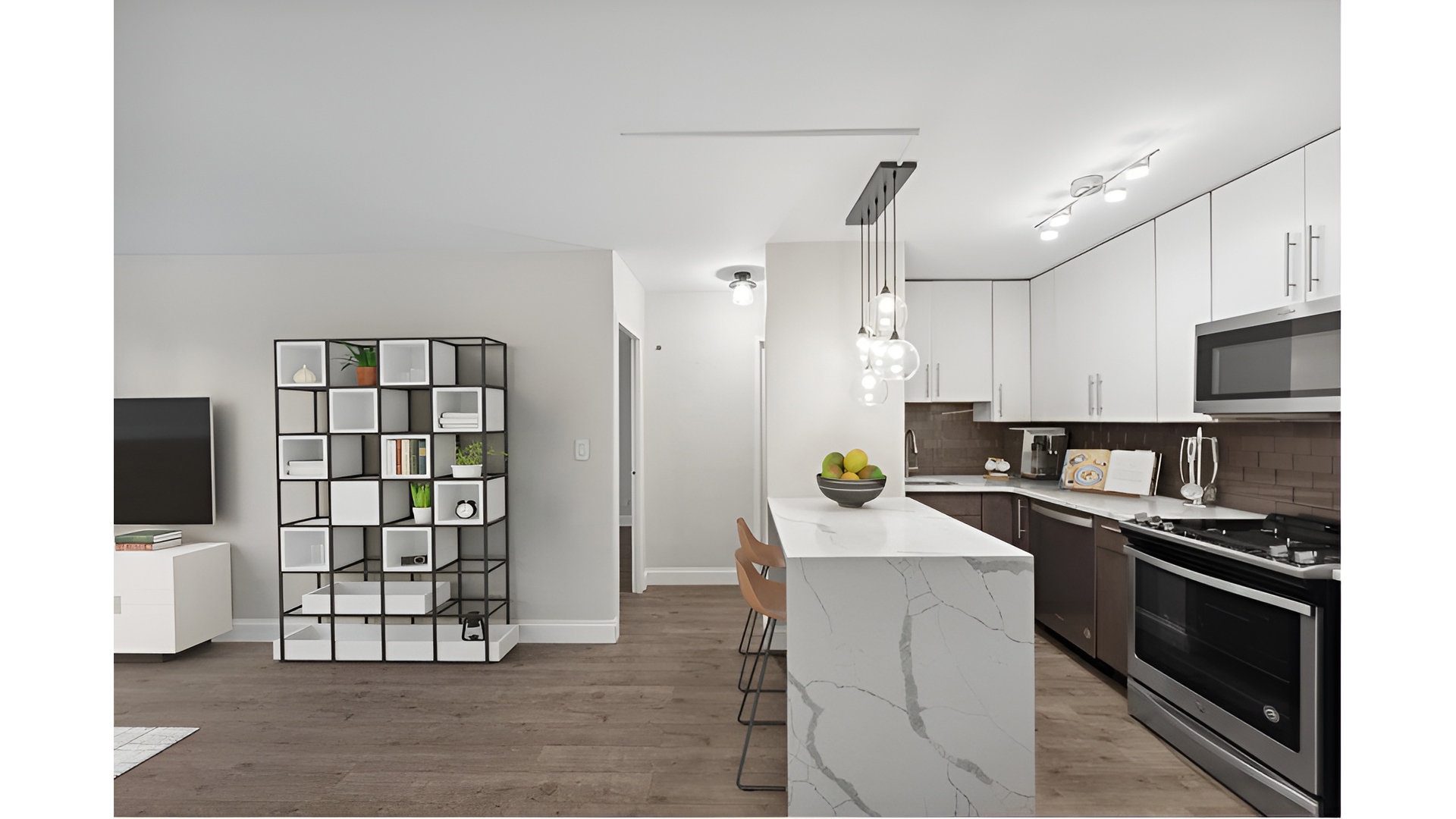 301 East 69th Street, Unit 6C Manhattan, NY 10021 - Photo 3 of 6