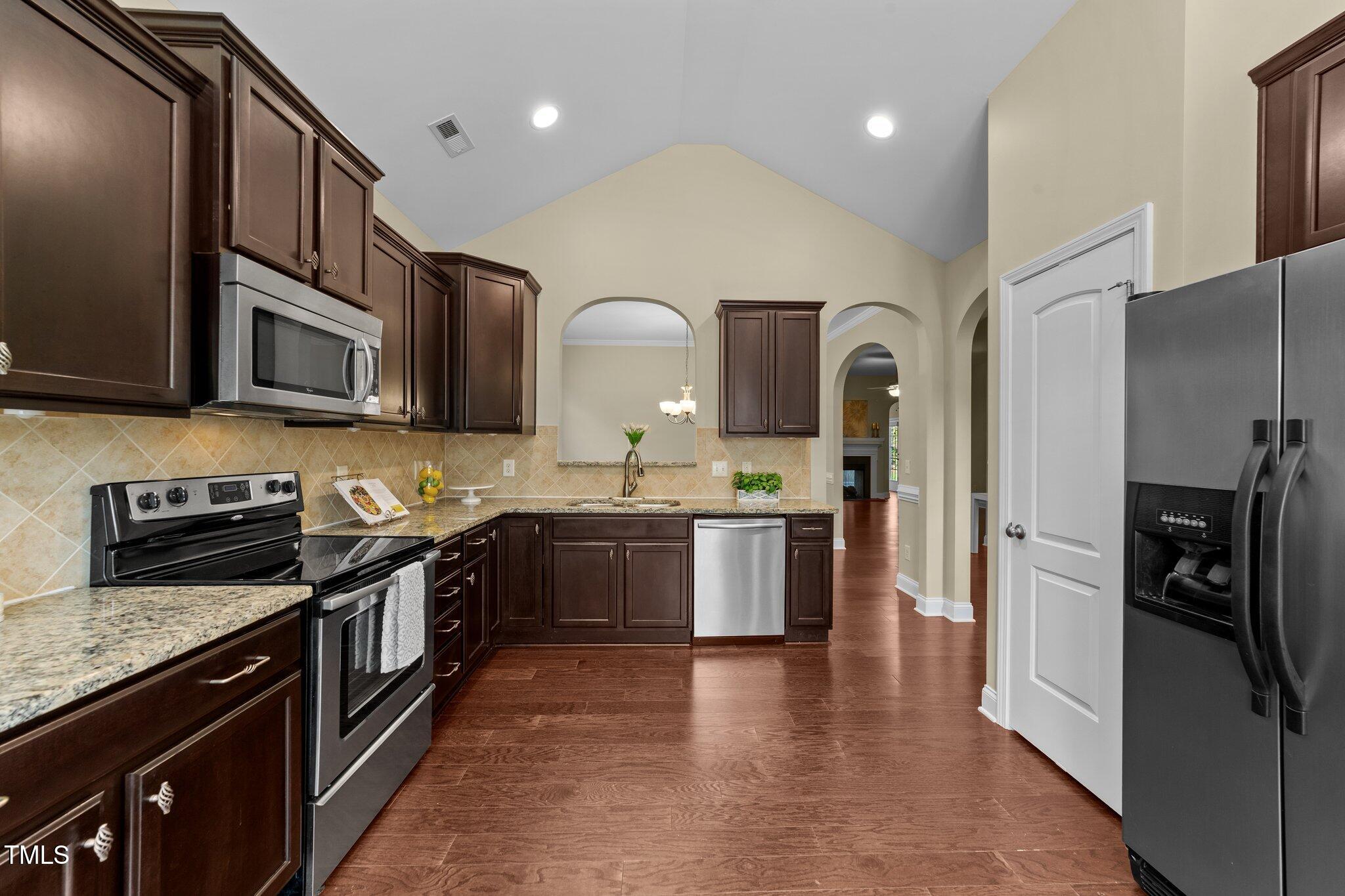 2117 Crockett Ridge Road Fuquay-Varina, NC 27526 - Photo 10 of 38 24-web-or-mls-VB4A1074