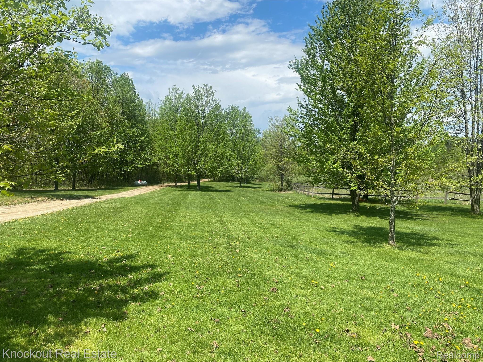 105 West Snover Road Mayville, MI 48744 - Photo 3 of 3 Photo May 16, 1 45 06 PM.jpg