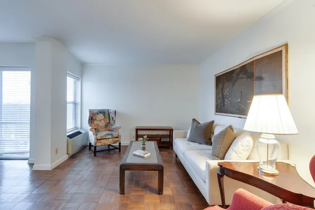 $95,000 | 232 South Highland Street, Unit 1005, Memphis, TN 38111