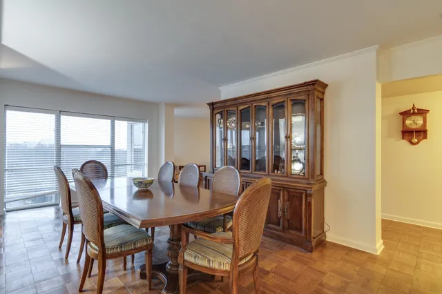 $95,000 | 232 South Highland Street, Unit 1005, Memphis, TN 38111