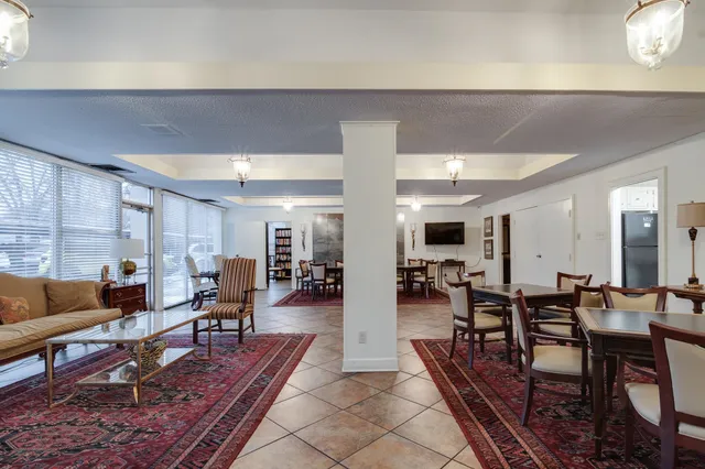 $95,000 | 232 South Highland Street, Unit 1005, Memphis, TN 38111