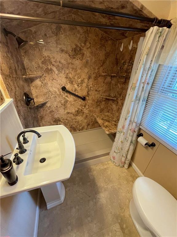 1936 Spring Valley Road Pittsburgh, PA 15243 - Photo 13 of 18