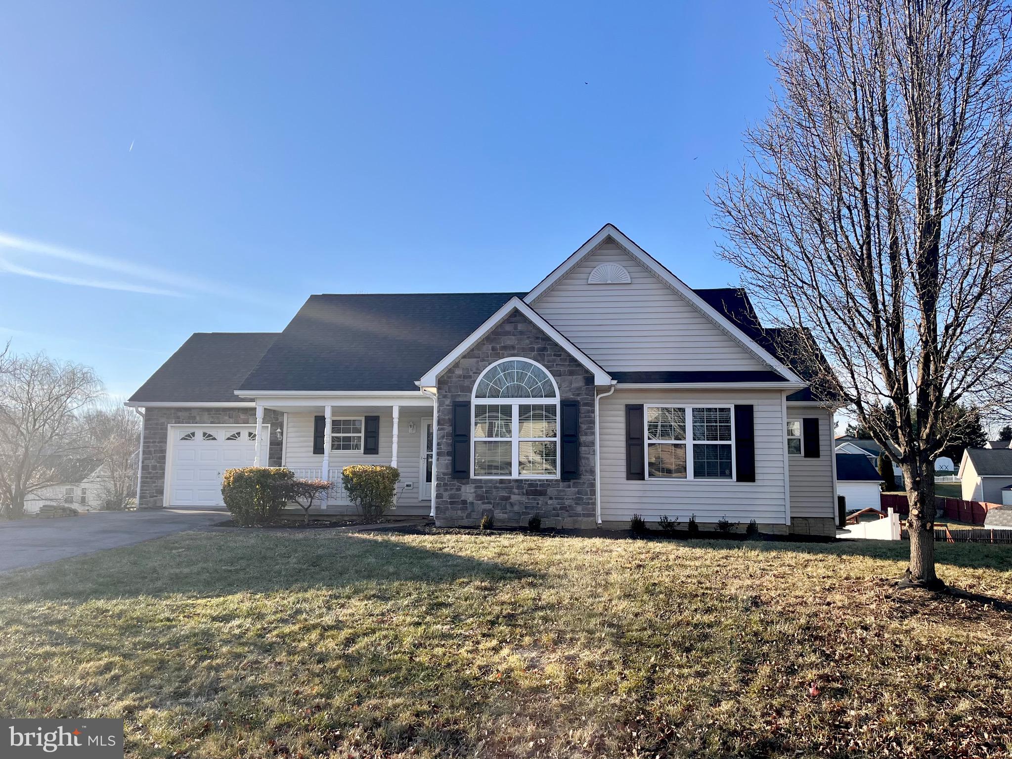 94 Toronado Drive, Martinsburg, WV 25403 Compass