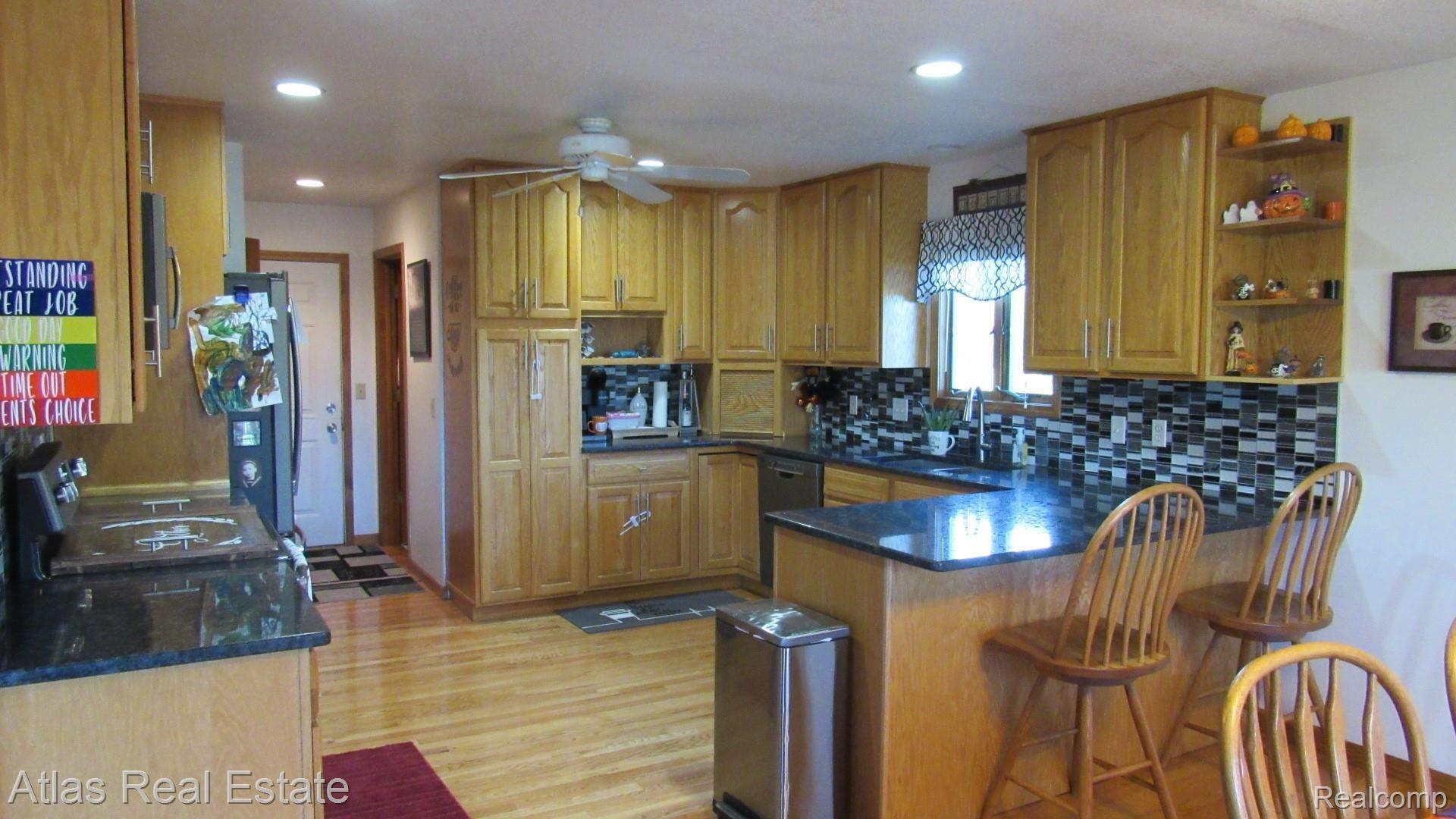 1441 Reid Road Grand Blanc, MI 48439 - Photo 16 of 31 IMG_2686.JPG