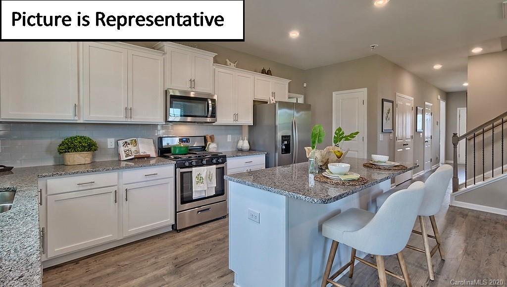 4917 Traynor Road Charlotte, NC 28216 - Photo 8 of 30 Gallery Image 8