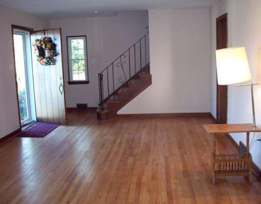 383 Sunset Road Pittsburgh, PA 15237 - Photo 2 of 17 Living Room.