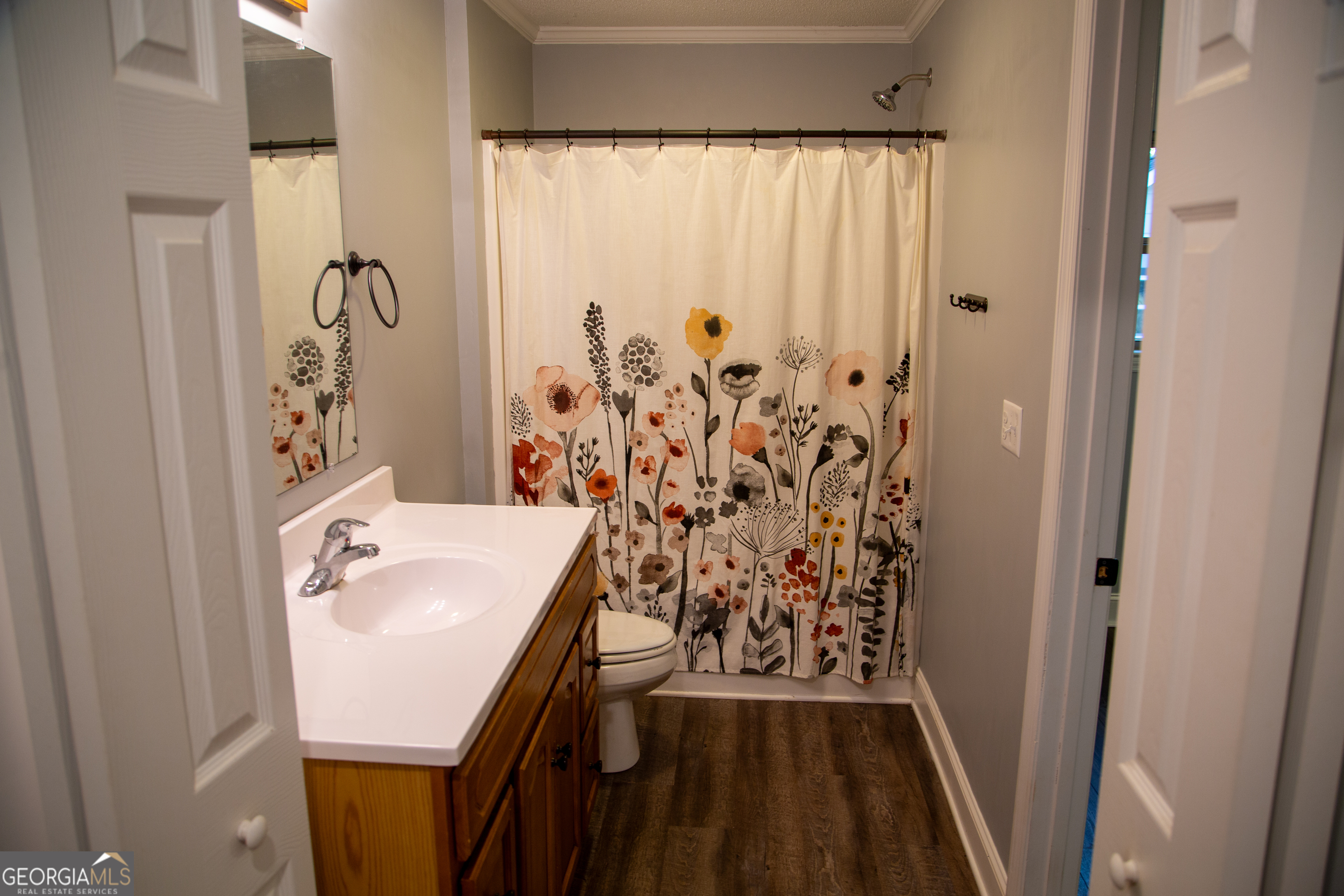 307 South Duke Street LaFayette, GA 30728 - Photo 22 of 23 a bathroom with a bathtub and shower
