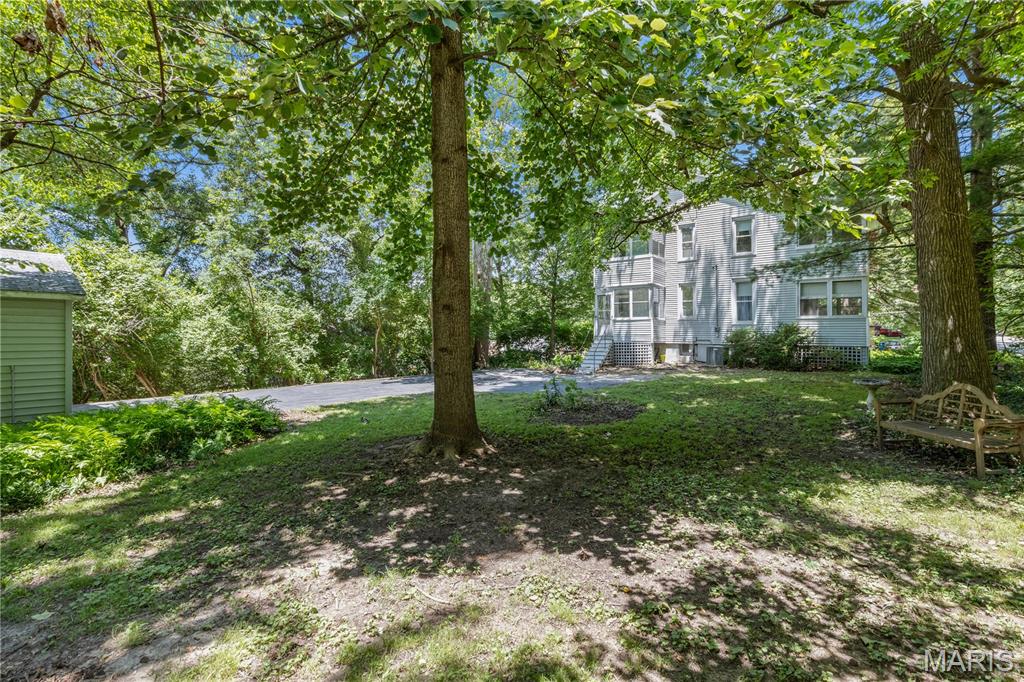 502 Carson Road St. Louis, MO 63135 - Photo 4 of 28