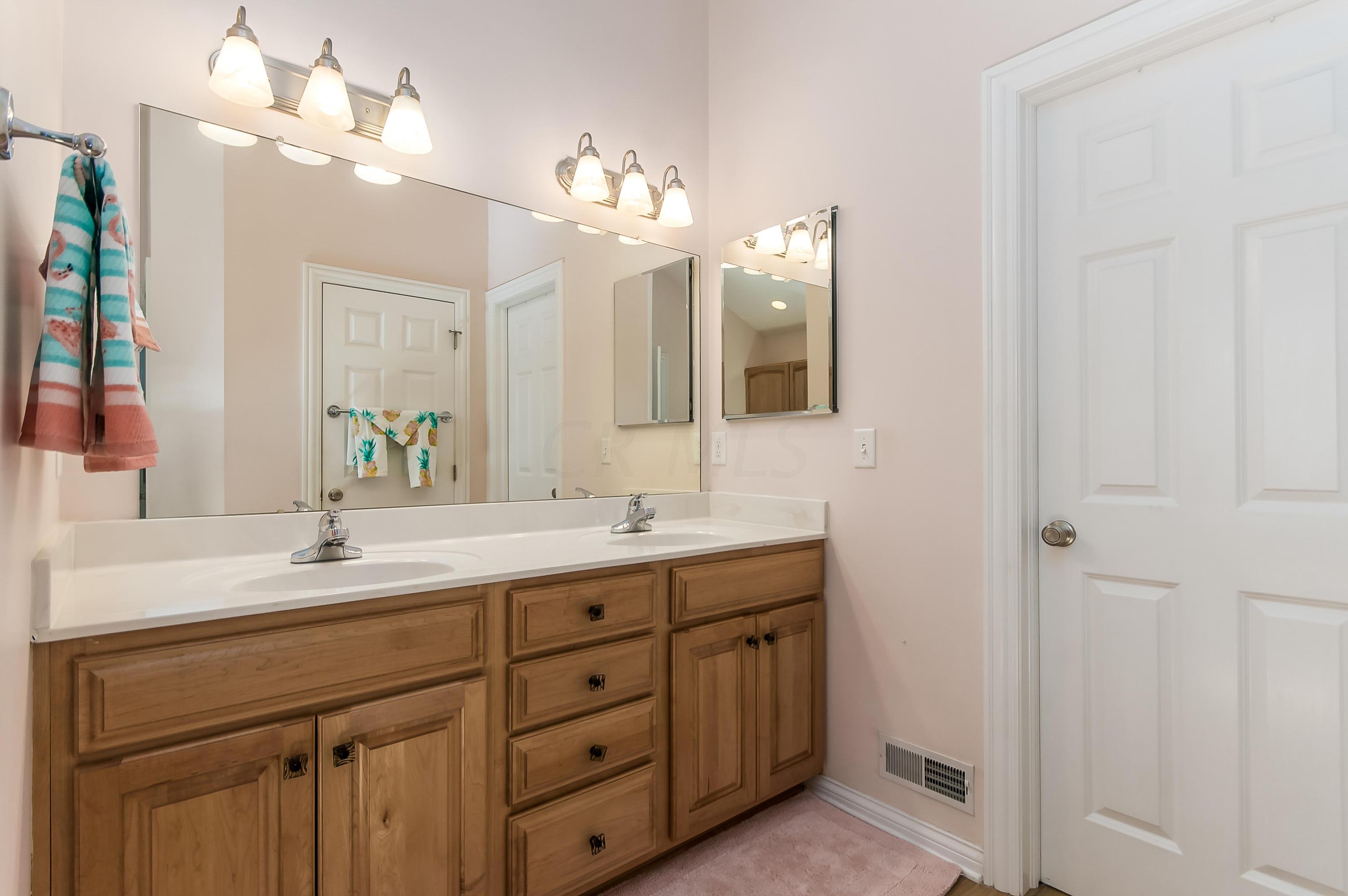 4823 Rays Circle Dublin, OH 43016 - Photo 20 of 33 Gallery Image 20
