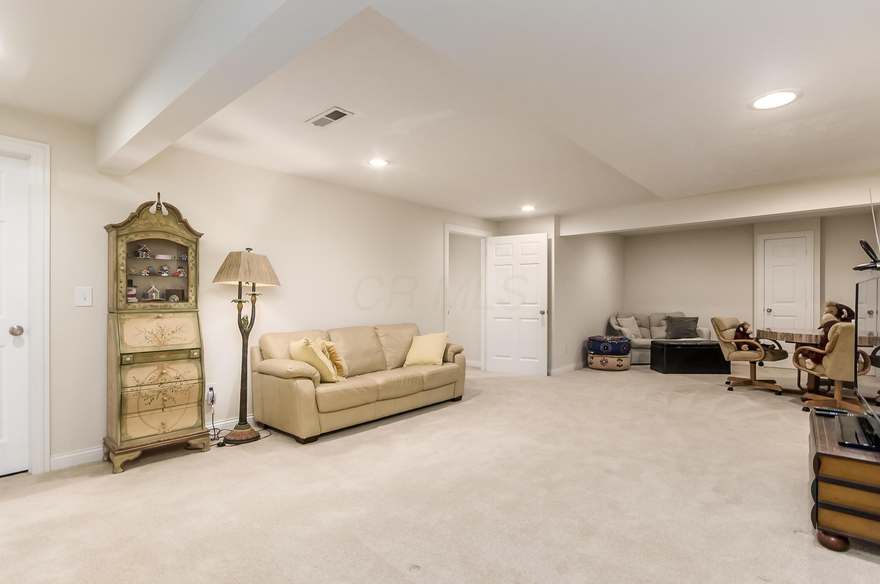 4823 Rays Circle Dublin, OH 43016 - Photo 26 of 33 Gallery Image 26