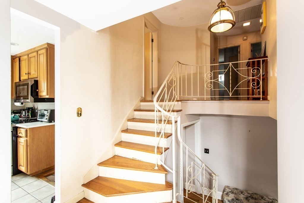 19 Jane Road Marblehead, MA 01945 - Photo 22 of 32