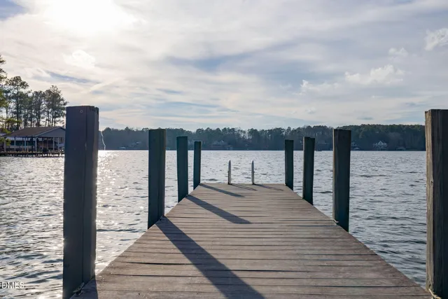 $392,000 | 106 West Lizard Bay Drive, Henrico, NC 27842