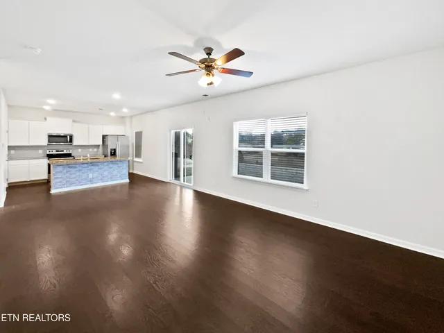 $398,000 | 8125 Dennis Fox Lane, Knoxville, TN 37938