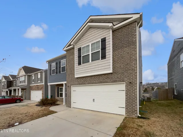 $398,000 | 8125 Dennis Fox Lane, Knoxville, TN 37938