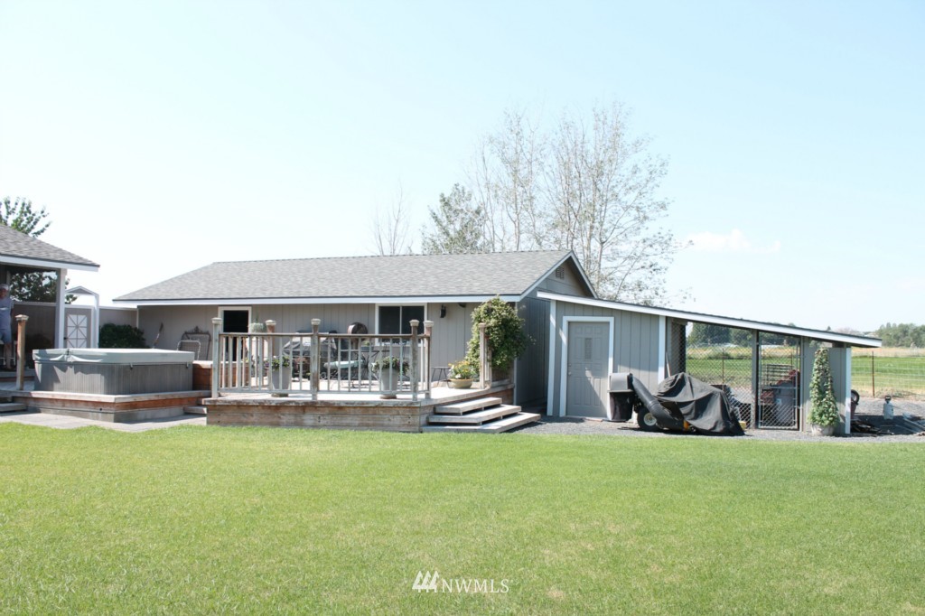 2644 Rd F Northeast Moses Lake, WA 98837 - Photo 12 of 15 Gallery Image 12