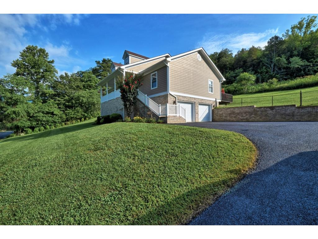 3348 Marbleton Road Unicoi, TN 37601 - Photo 4 of 36 Photo 4