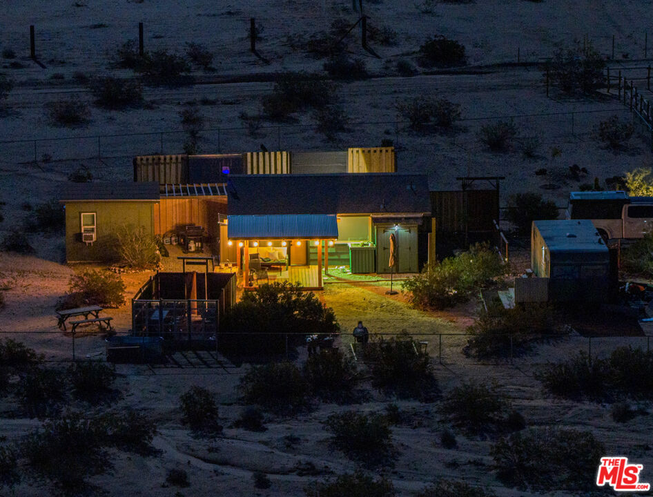 1304 Mile Square Road Joshua Tree, CA 92252 - Photo 35 of 37