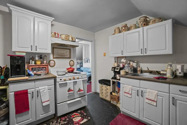 $899,900 | 23 Brow Street, Fall River, MA 02721