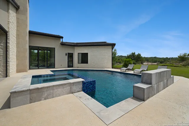 a house view with a outdoor space